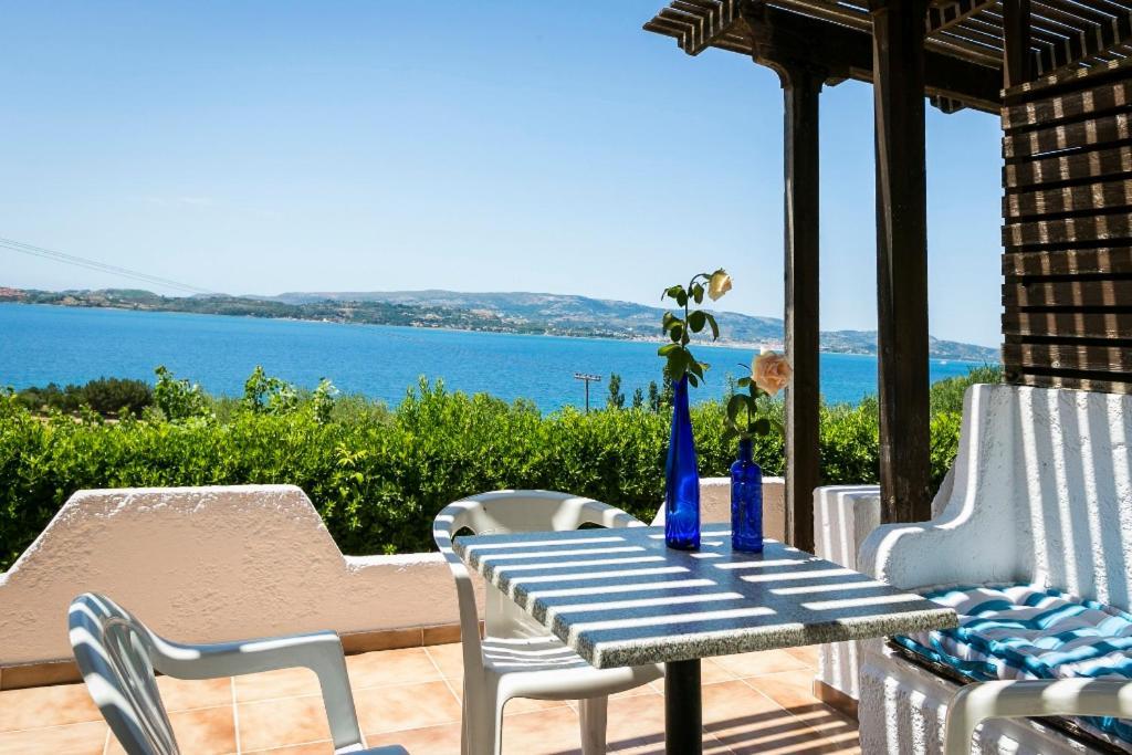 Metaxatos Apartments Argostoli  Exterior photo